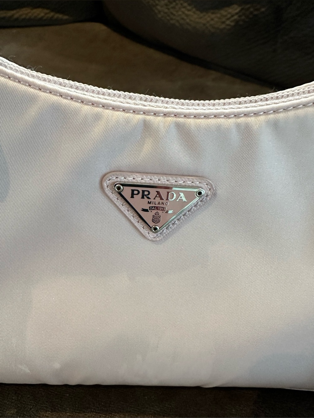Prada - small, pink handbag - Picture 2 of 8
